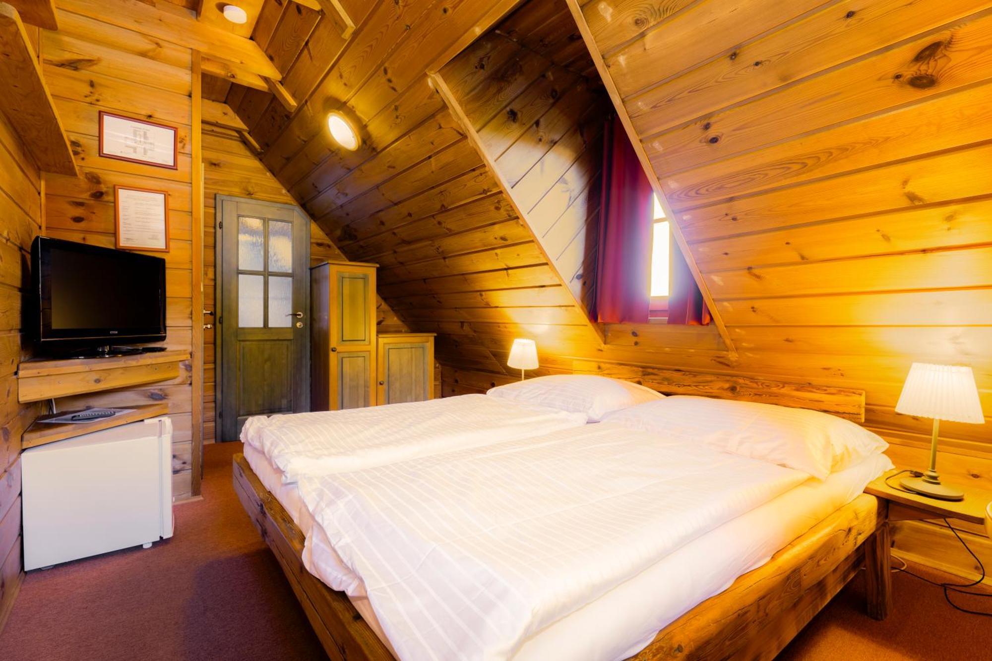 Hotel Leyla Frymburk Buitenkant foto
